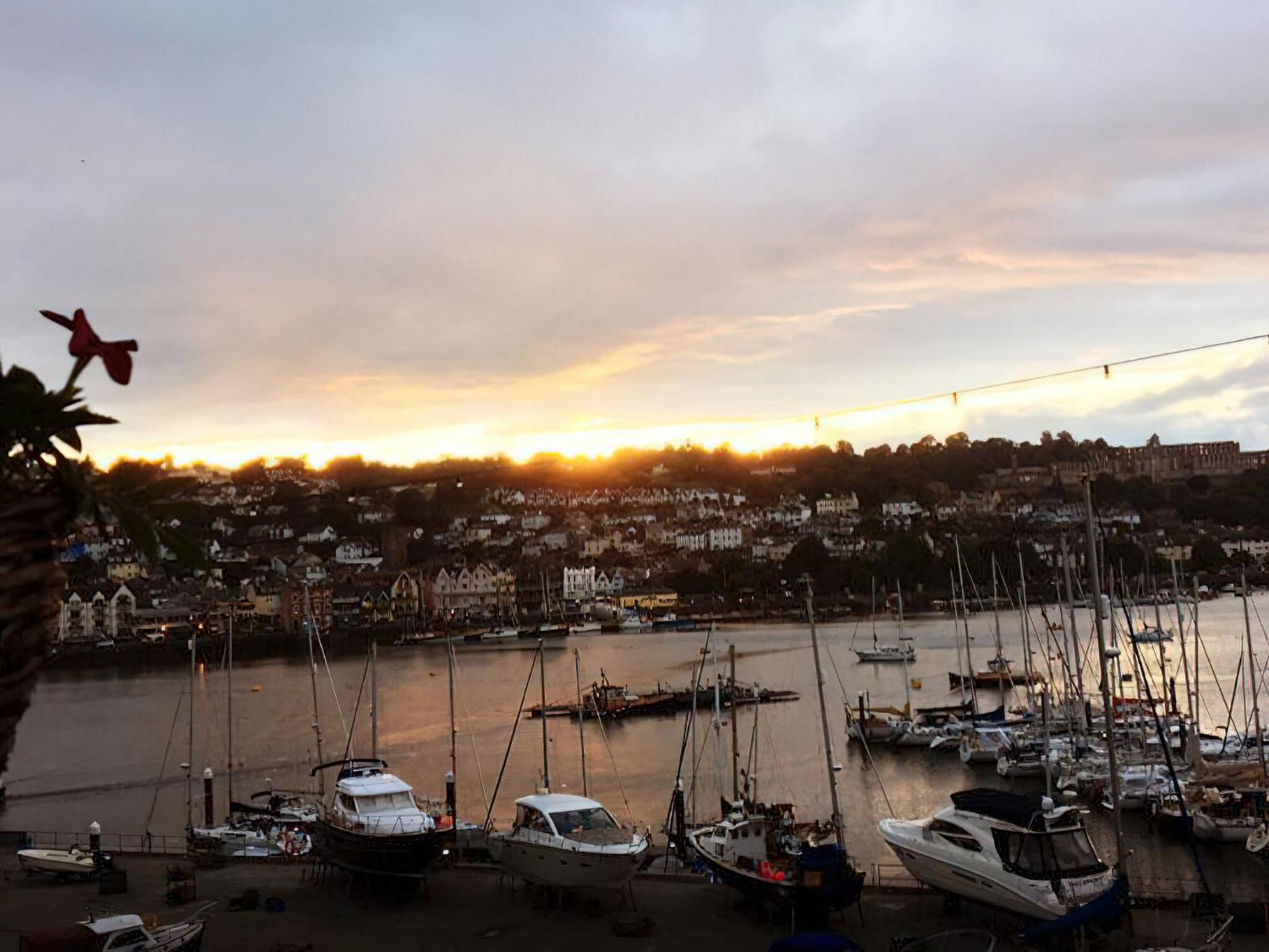 Riverdene Kingswear Exterior photo